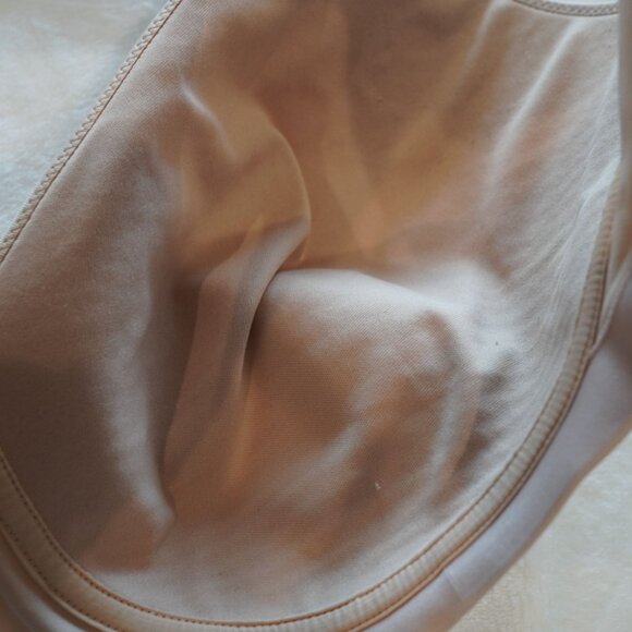 Catherines Intimates Nude Bra 44D Wireless Full Coverage - Picture 5 of 6